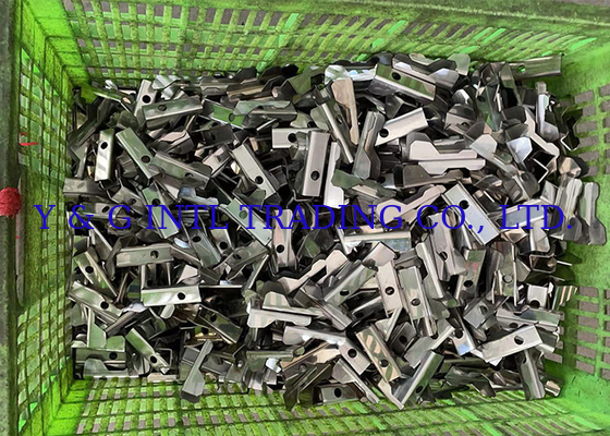 เครื่องเชื่อมโบลท์เมทริกสตูดสีที่กําหนดเองที่มีเกรด Gr10.9 สําหรับ B1 = 1.25d เมทริกสตูด